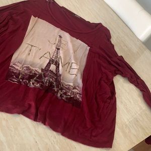 Long sleeve loose fit graphic top